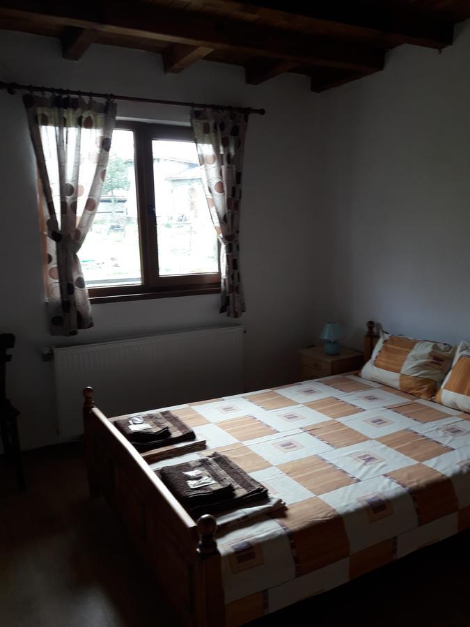 Къща за гости Яна Hotel Tŭrkasheni Екстериор снимка