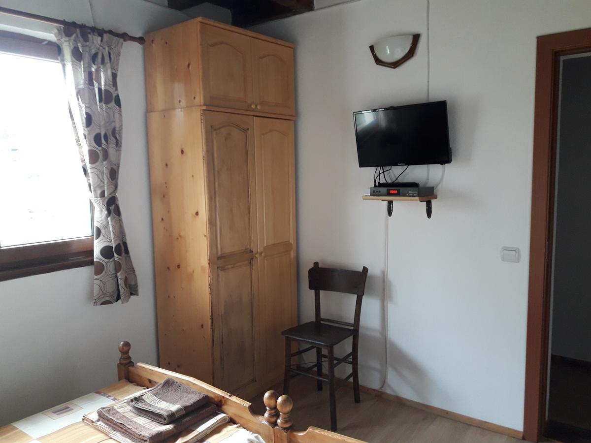 Къща за гости Яна Hotel Tŭrkasheni Екстериор снимка